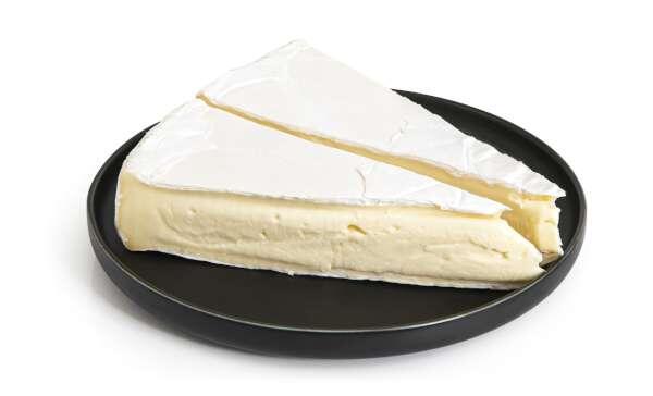 Brie 33%