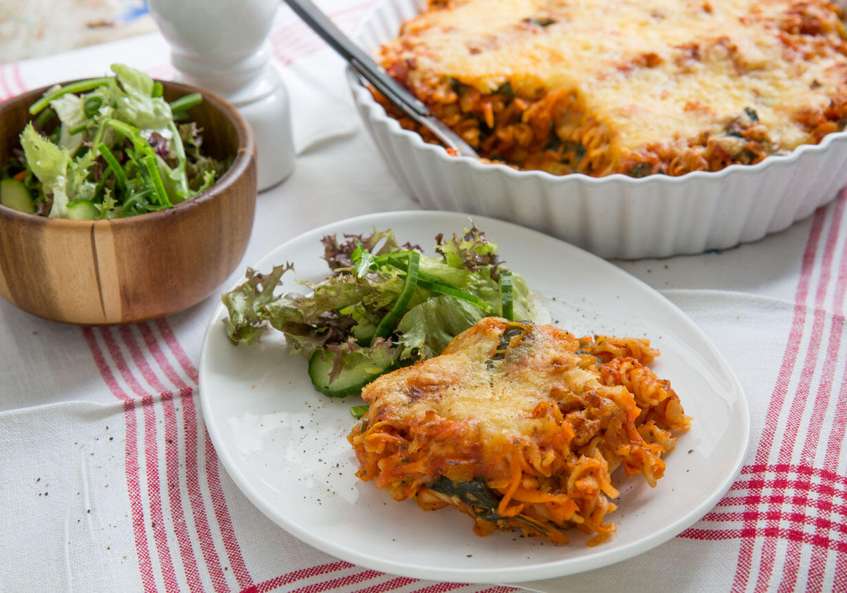 Pastagratang Med Tomat Och Spenat City Gross