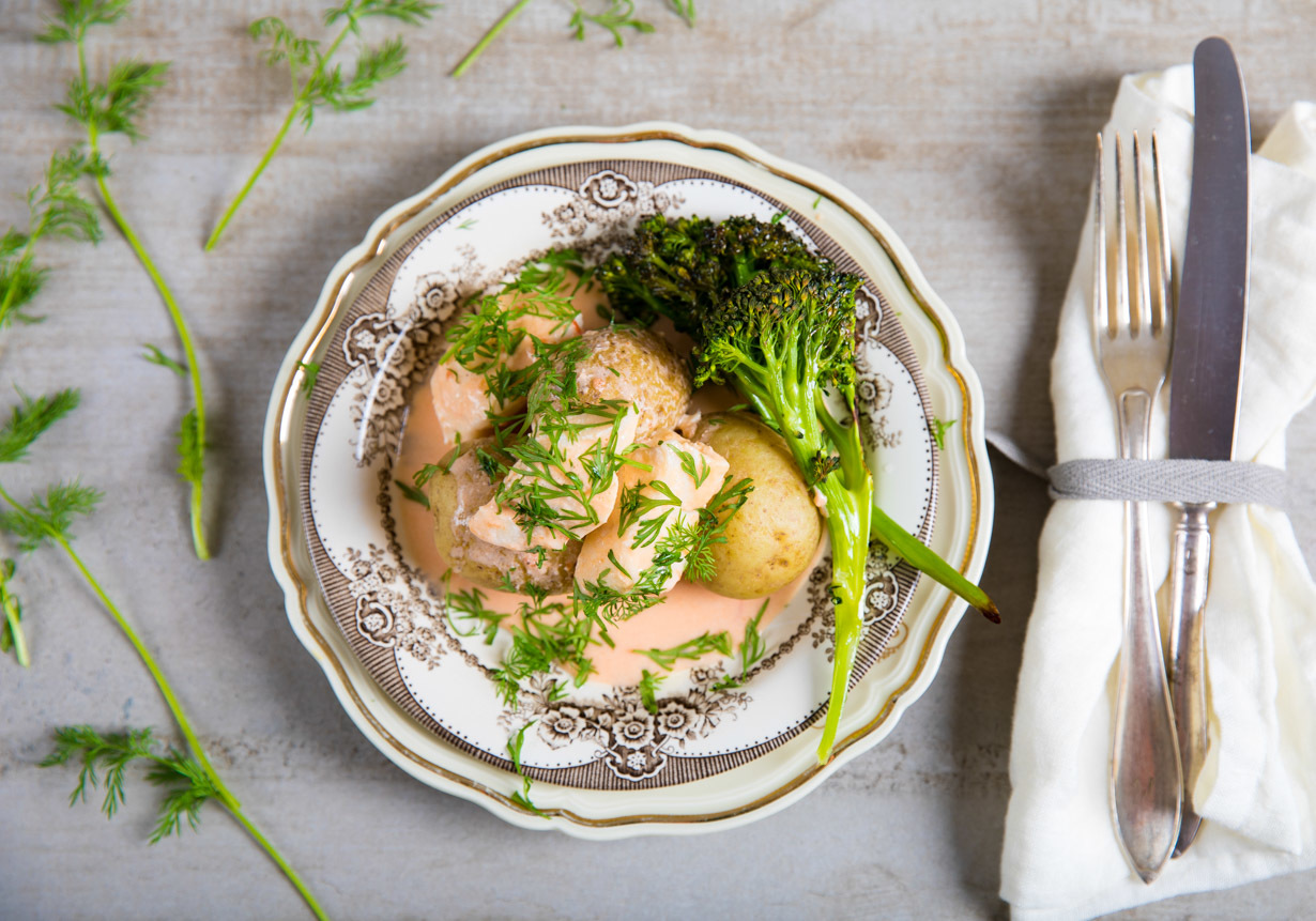 Fisk i supersås med kokt potatis broccoli - City Gross